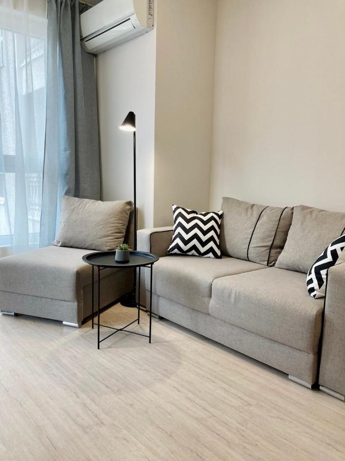 Pearl Apartments Burgas Esterno foto