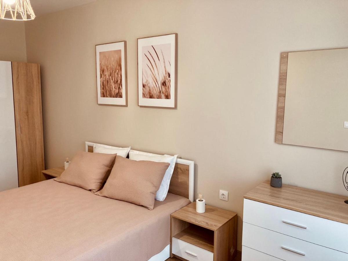 Pearl Apartments Burgas Esterno foto