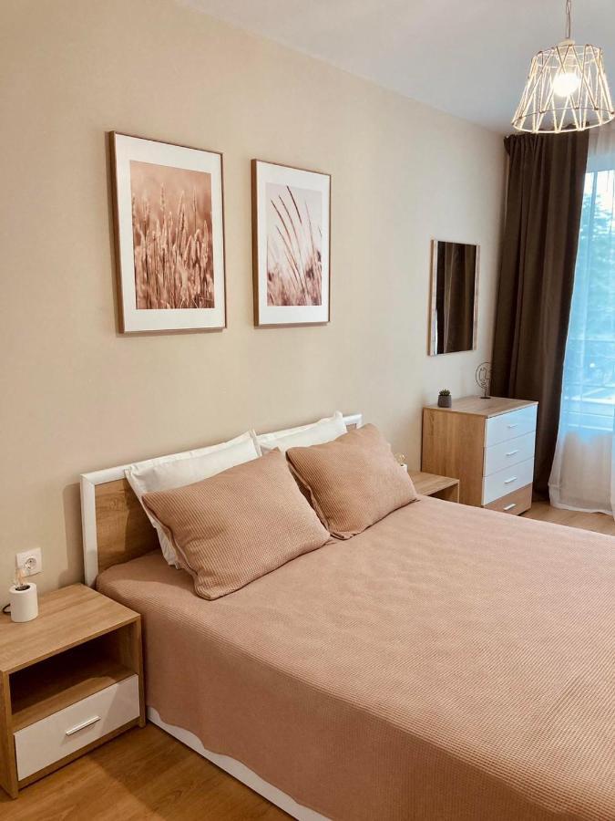 Pearl Apartments Burgas Esterno foto