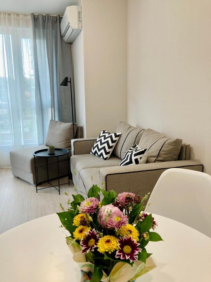 Pearl Apartments Burgas Esterno foto