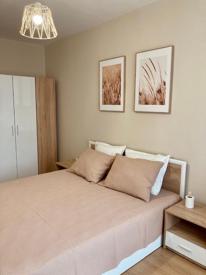 Pearl Apartments Burgas Esterno foto