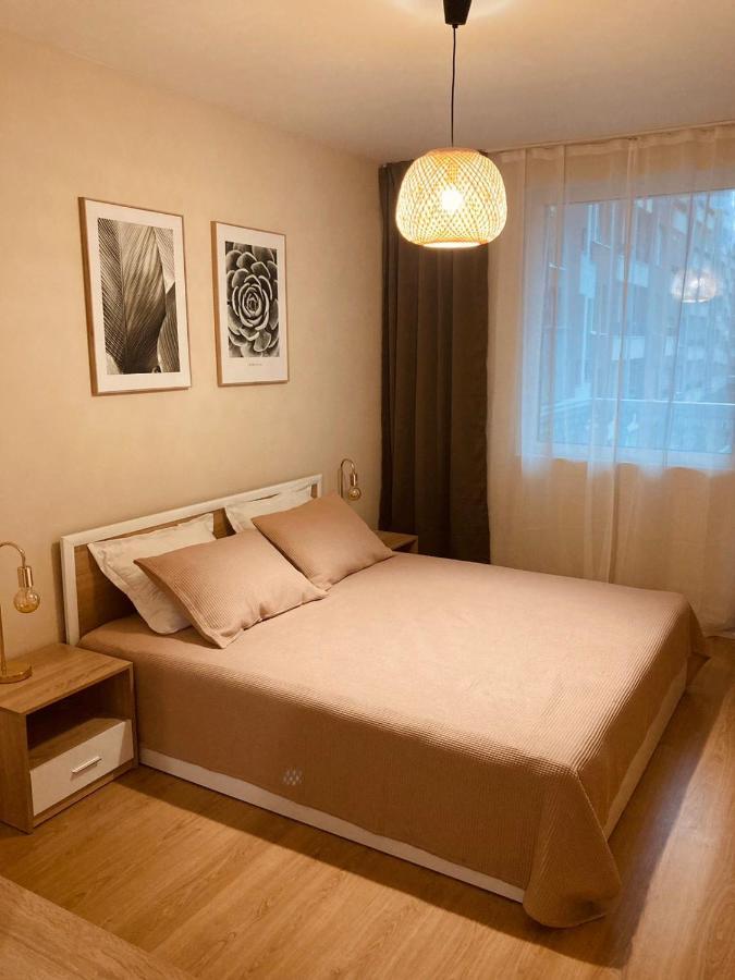 Pearl Apartments Burgas Esterno foto