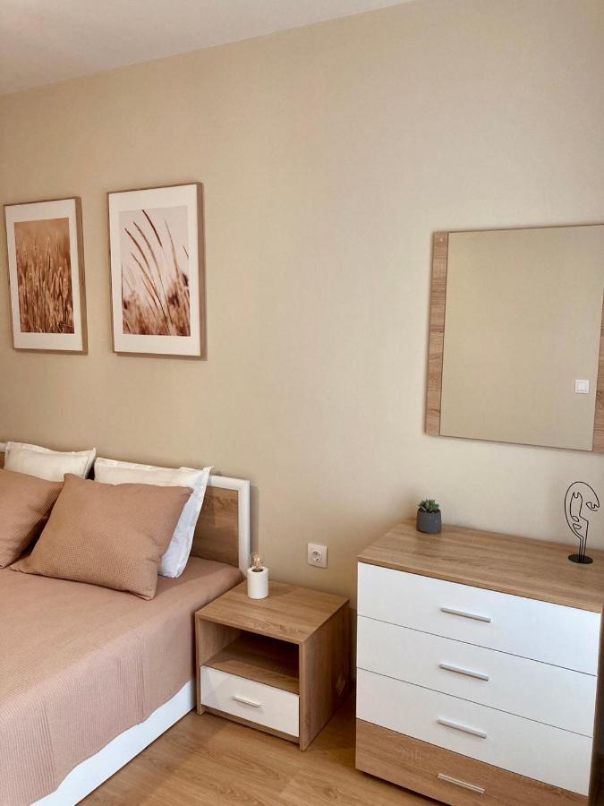 Pearl Apartments Burgas Esterno foto